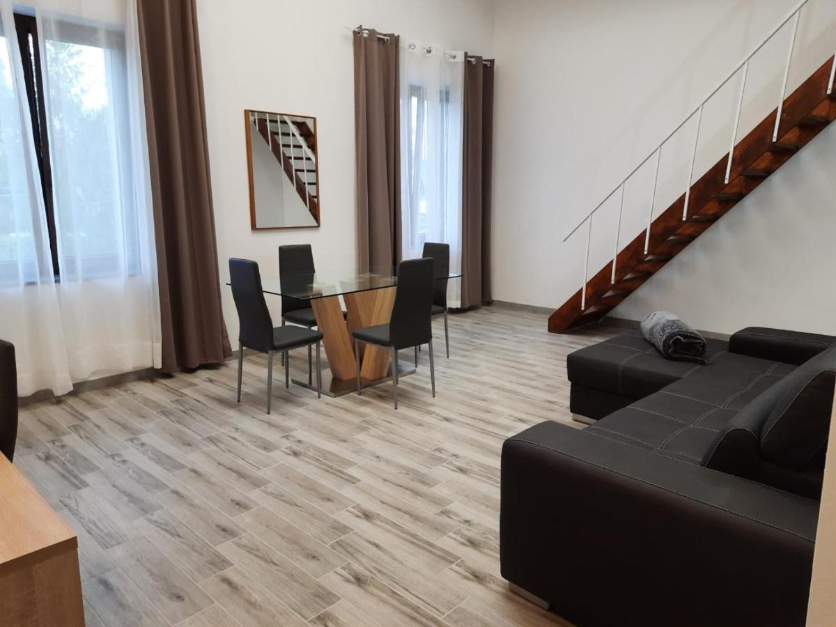 Nautica Tarello - Casa Ena Beb Panzió Viverone Kültér fotó