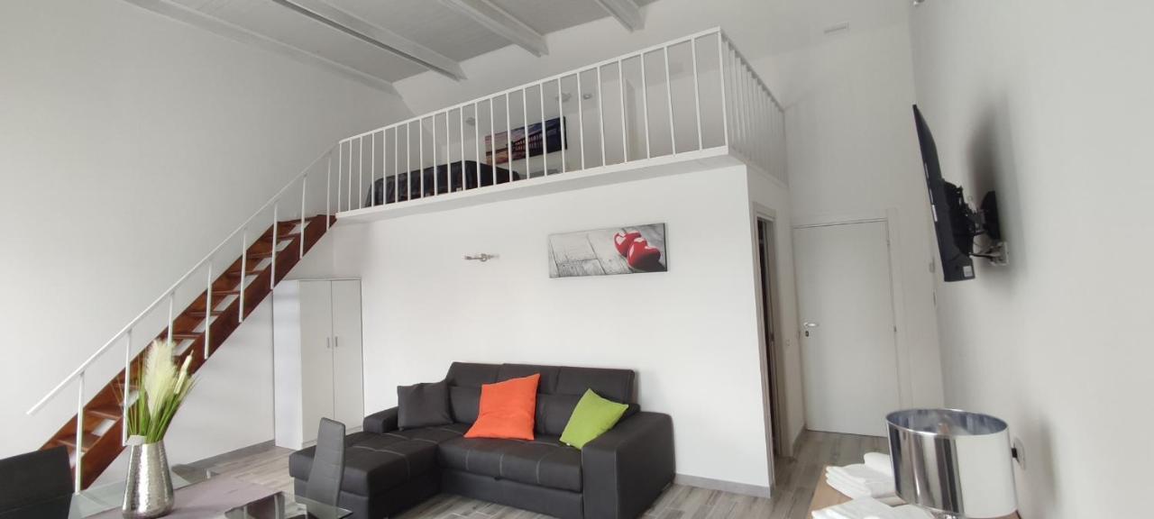 Nautica Tarello - Casa Ena Beb Panzió Viverone Kültér fotó